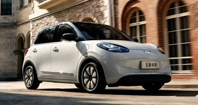 4月销量达16383台,五菱缤果两大优势让小型燃油车彻底没活路?