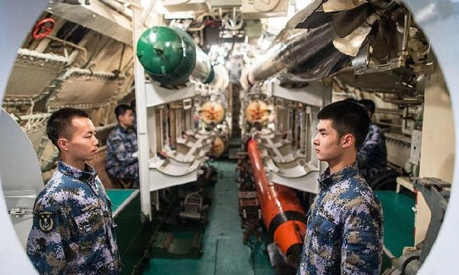 核潜艇部队常年在水下,他们都吃些什么?普通人难以接受