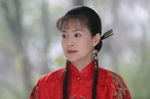 乾隆88岁时当皇帝的儿子给他娶了个妃子此女是乾隆