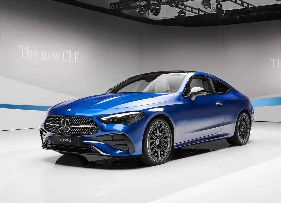 全新奔驰cle轿跑车上市 售价45.76万-55.23万元