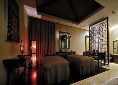 前两天出差成都去男士spa会所-信任取于注重内心的交流