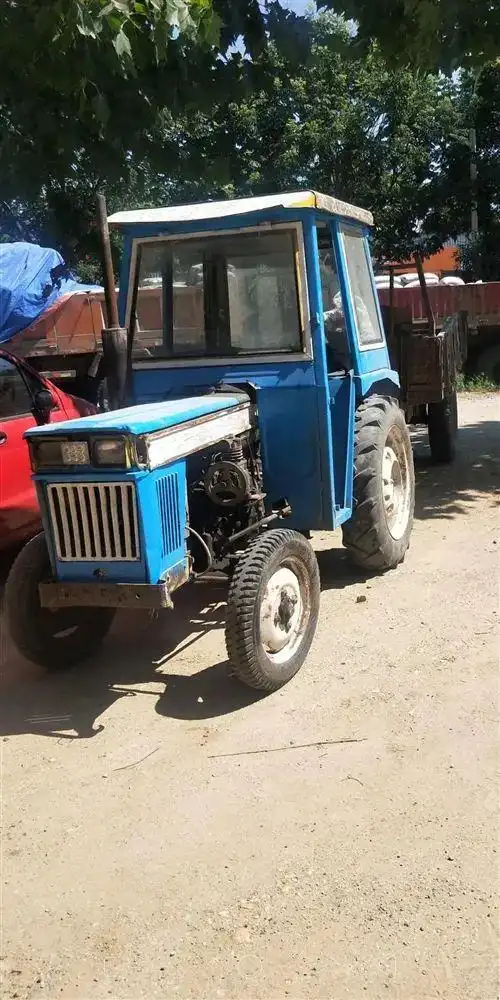 来源:个人价格:￥9900元物品介绍:神牛25拖拉机,车况非常好神牛25拖拉