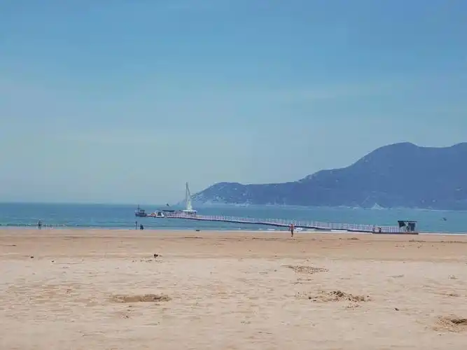 玩漂移艇,挖沙,是很适合坐在沙滩上发呆的好地方~#舟山旅行  #南沙