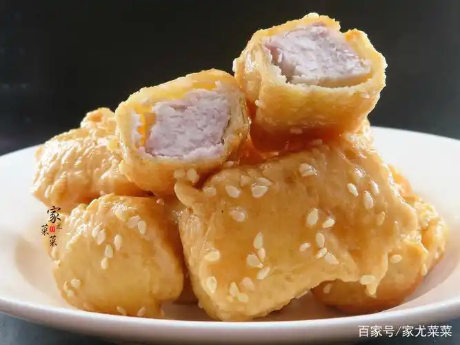年夜饭小吃:分享芋头好吃的做法,加点面粉,香脆糯口,小孩超爱