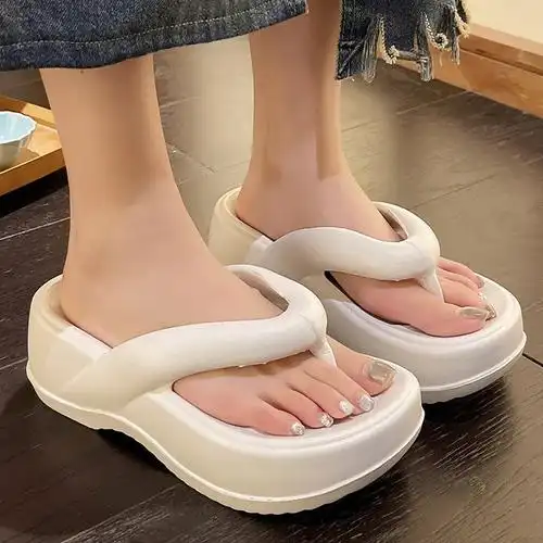 2024夏季夹脚人字拖女士外穿eva踩屎感增高厚底沙滩海边凉拖女款