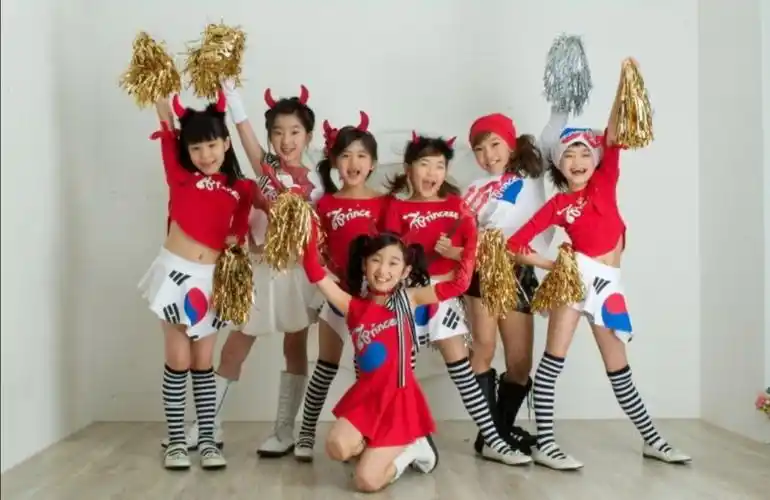 p>这些女孩是来自韩国的七公主,也被称为韩国历史上年龄最小的组合.