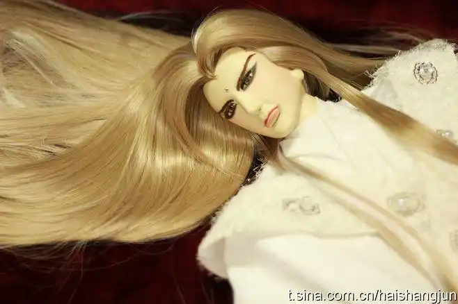 香独秀 浴袍版 霹雳布袋戏中的虚拟人物