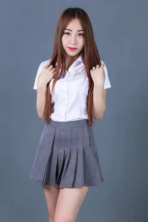 人物摄影:模特王丹棚拍组照