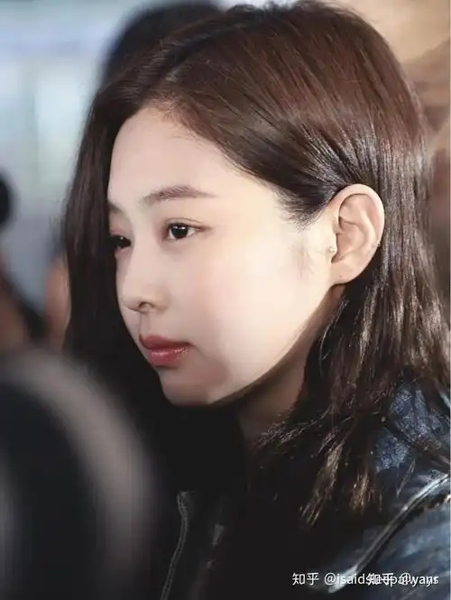 blackpink jennie是否真的头型完美? - 知乎