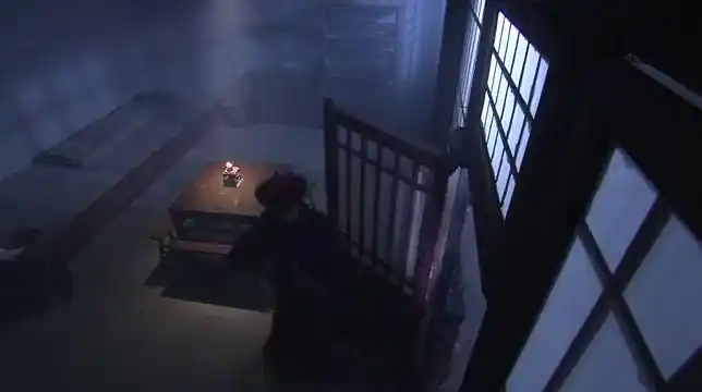 步步惊心:若曦被关进小黑屋,无助的她竟不难过,心已经凉了