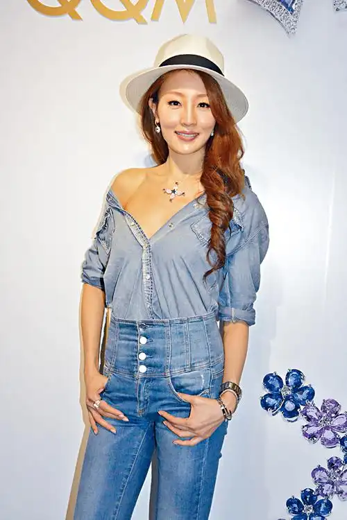 陈嘉容正与友人合资筹办美容产品生意.