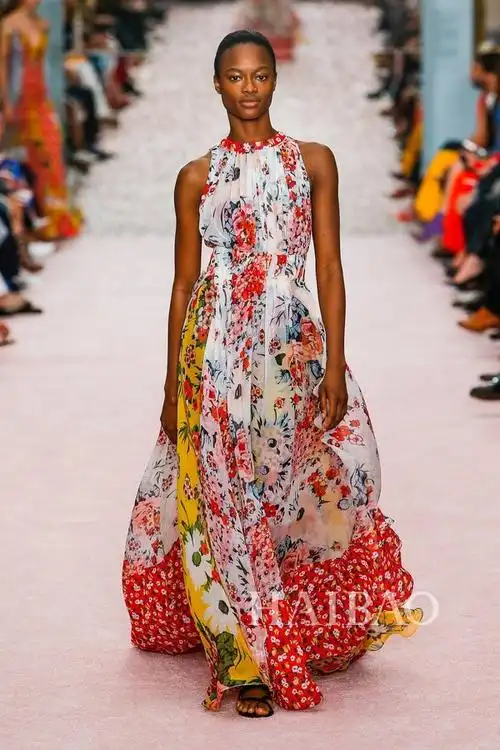 2019春夏纽约时装周:卡罗琳娜·海莱娜 (carolina herrera) 女装秀