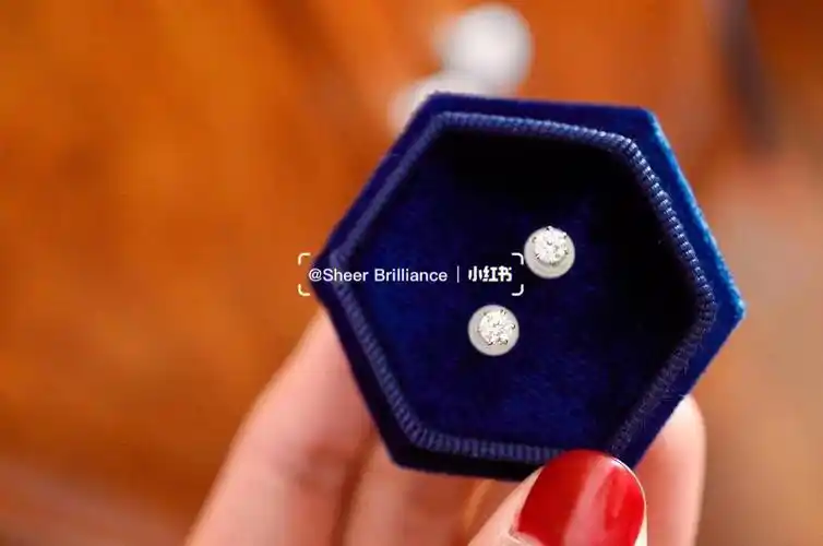 悉尼sheerbrilliance钻石耳钉