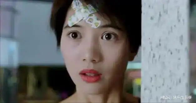 1994年《金枝玉叶》上映后,袁咏仪再一次用演技征服观众,事业迎来巅峰