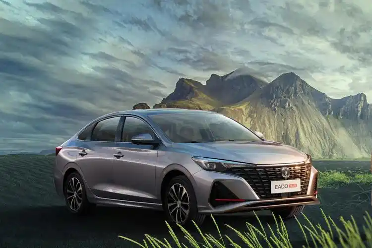 新款长安逸动plus官图发布最快5月份内上市外观内饰优化调整