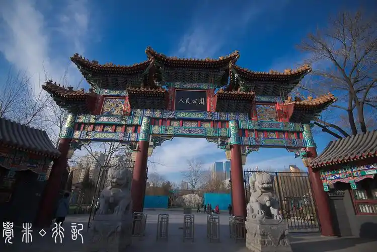 不过相对于天津的其他必去景点来说人民公园没有太多天津特色如果没有