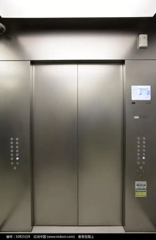 不锈钢的电梯门