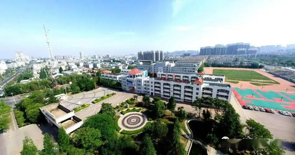 运河中学发布两则招生简章_江苏省