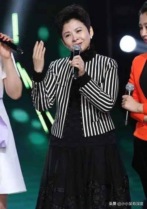 董文华现在在哪里工作(董文华生活简历照片)