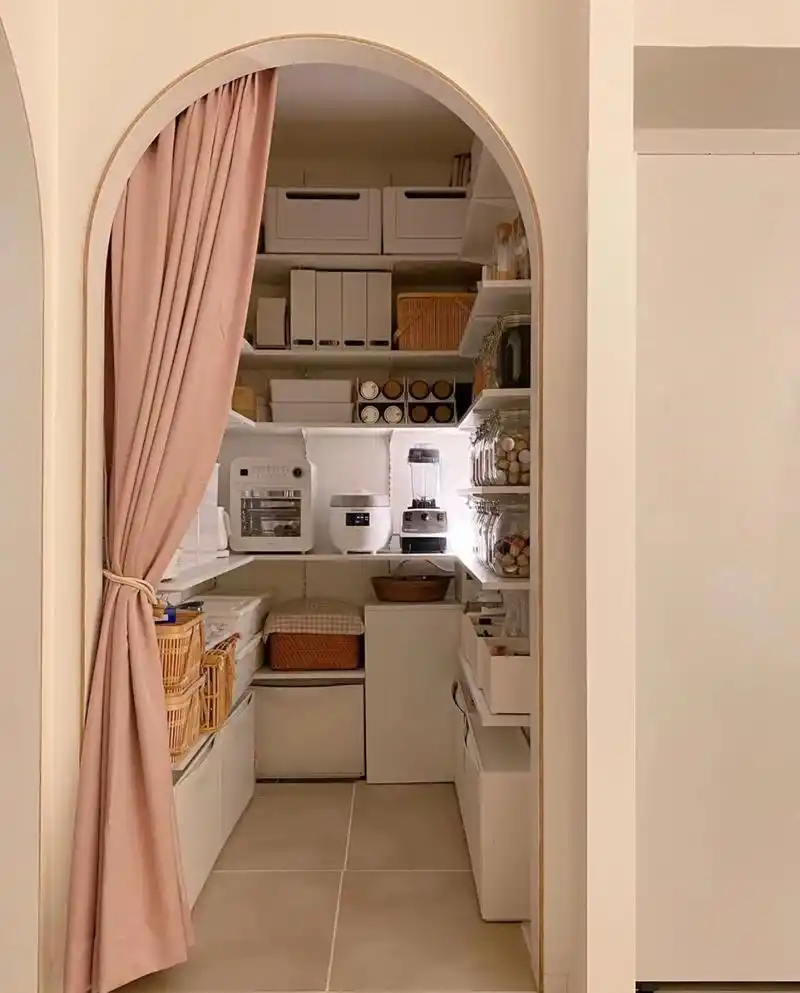 一平米储物间,增加收纳空间.房子装修,收纳要合理利用空间,预 - 抖音