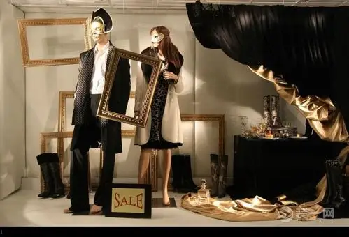 服装店装修橱窗设计是关键 装一网激发你的商业灵感