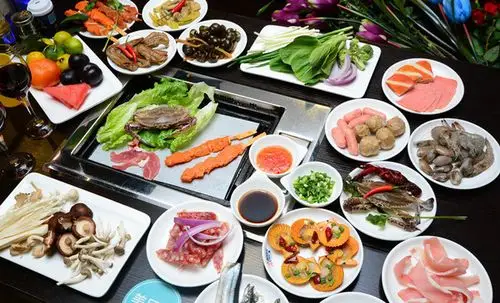 美团【富豪金刚山自助烤肉火锅】单人夜宵自助烤肉,提供免费wifi