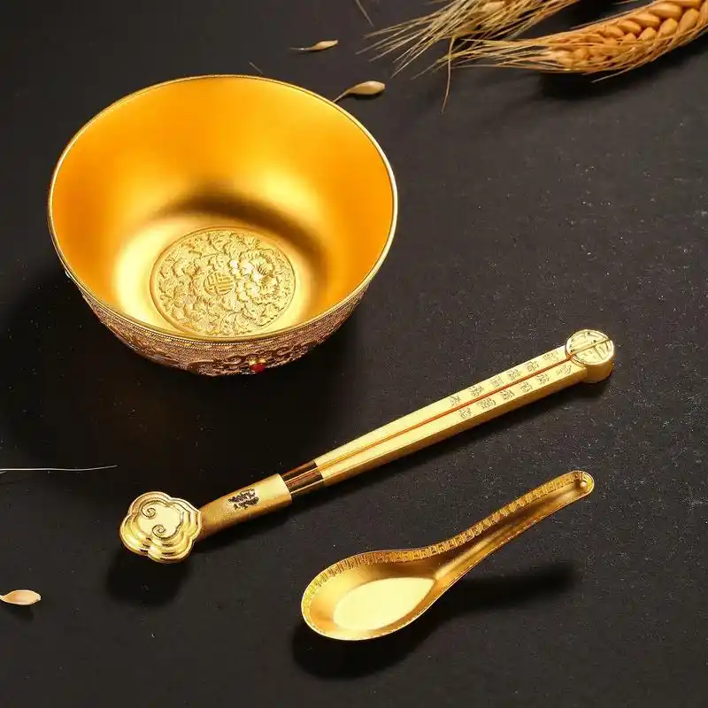 华夏宫廷【中国细金工艺传承者】金钵镶嵌宝石古法摆件:金碗为造 - 抖