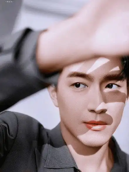 林更新太好偶遇了网吧夜宵摊小卖部都被拍到无修图真的一绝