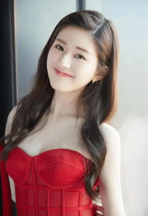 最近明星权力榜公布出2022年华语女演员影响力榜前10排名,一起来看下