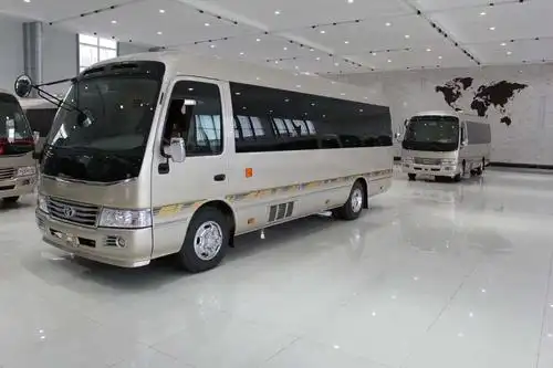 丰田考斯特12座豪华版报价商务接待车定制内舱配置曝光