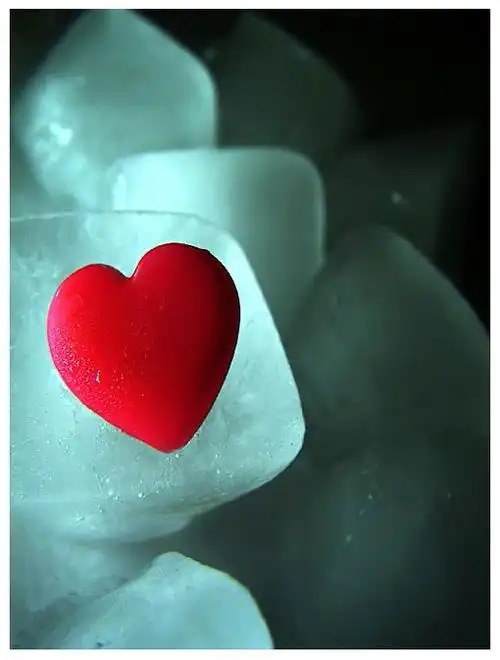 心形唯美图片让我看透彻你的心 -唯美图片-唯美图片大全