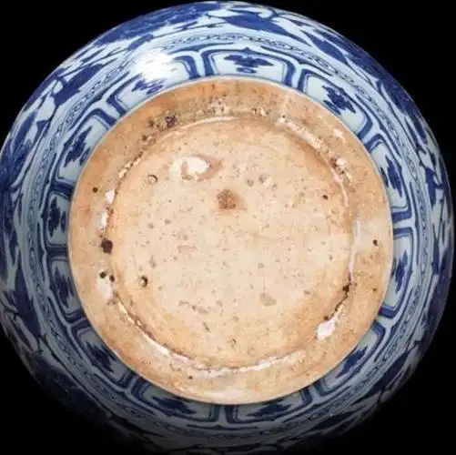 [转载]元青花馆藏真品麻仓土底足图片