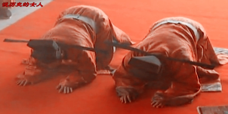 老水浒宋江跪拜皇帝为啥屁股撅那么高?原来这是李雪健的秘诀!