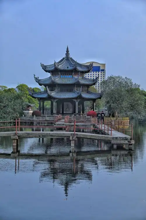浙江临海江南长城 东湖风景区