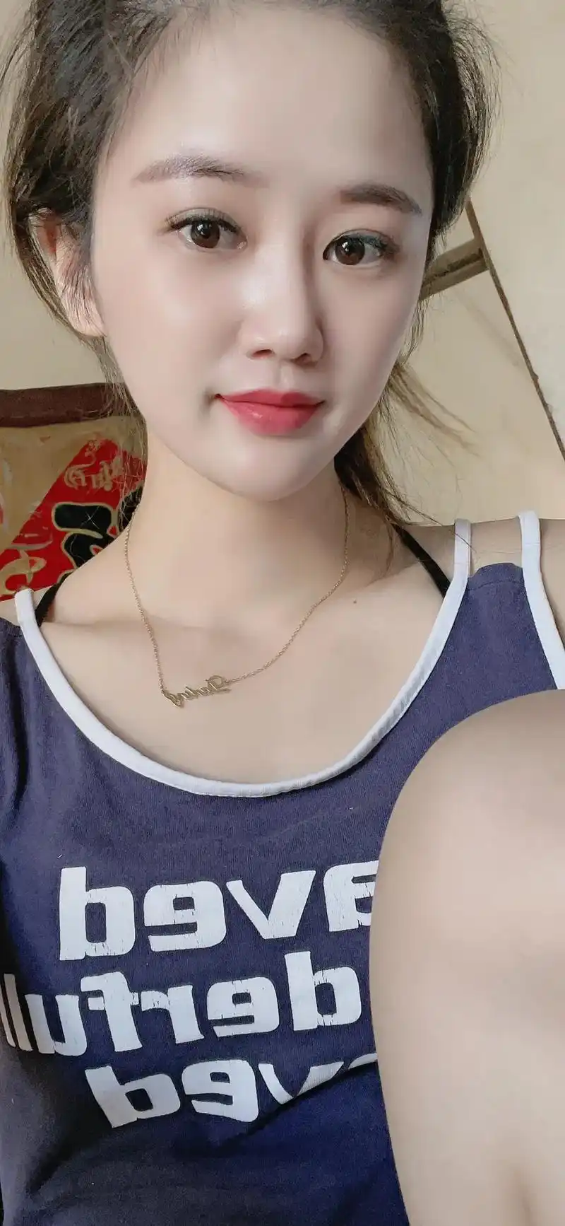 没有父亲出头,没有母亲悉心开导,也没有人撑腰壮胆,这些年,像 - 抖音