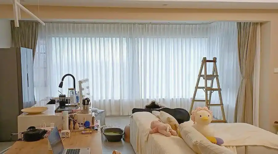 阳台做一层纱帘好看吗