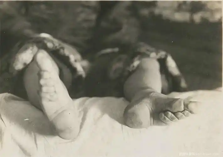 旧中国的女子缠足