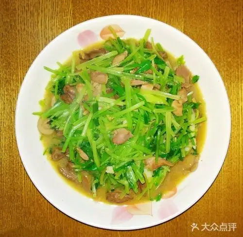【虾哥小厨】昂刺鱼豆腐汤&鸡杂小香芹