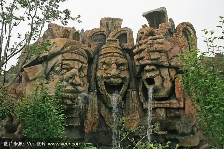 玛雅文明人物雕塑