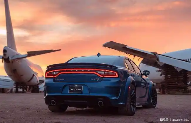 道奇charger冲锋者将推宽体套件版