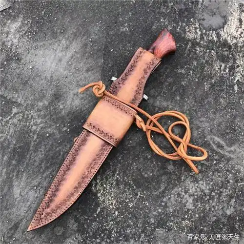 「鉴赏」雷蒙·丁俄罗斯户外猎刀