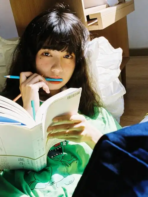 广州约拍7899位白日梦女孩光与彩虹no1