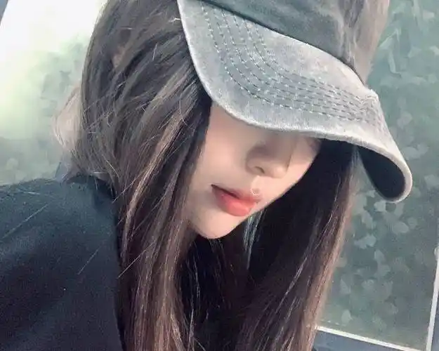 抖音:794自我介绍风格多变都能掌握形象视频形象照片身份标签兼职模特