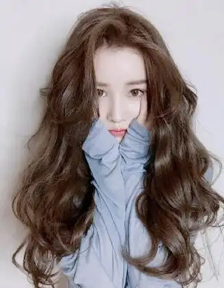 女生大卷螺旋烫发型图片_烫发_西子美发网