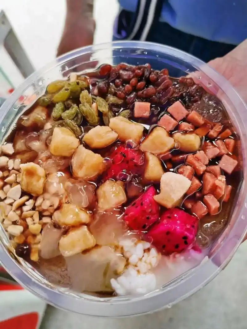 清凉爽口的四川冰粉.