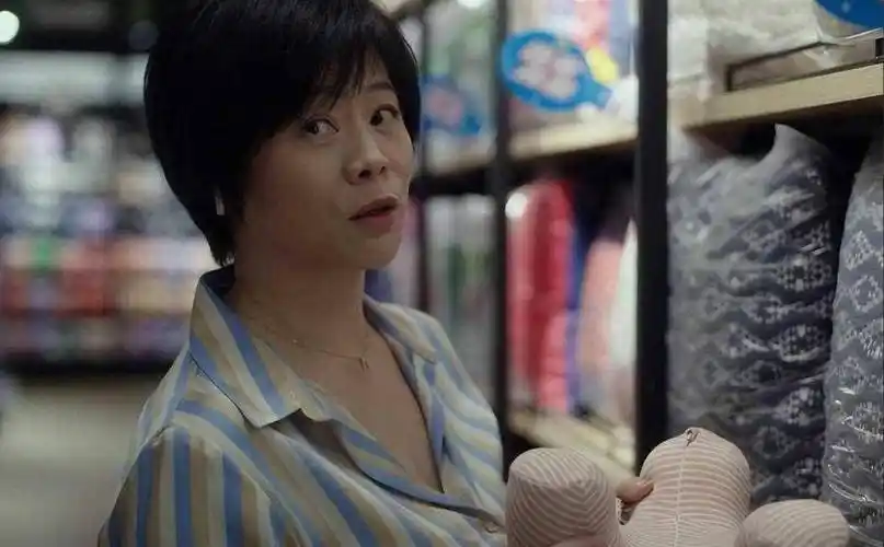 即使演绎一个令人54岁的王柠,再次证明了演员的实力不在于年龄与外表