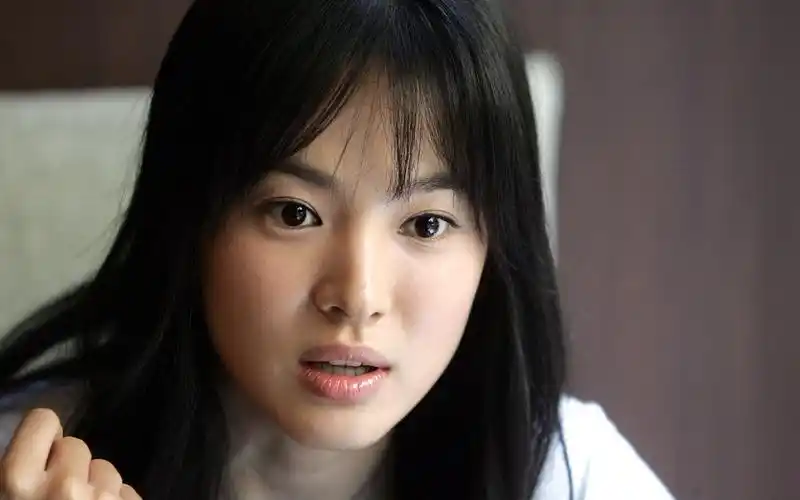 宋慧乔桌面图片壁纸