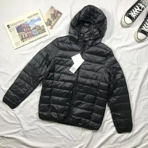 秋冬短款收纳轻羽绒服连帽修身时尚外套百搭女