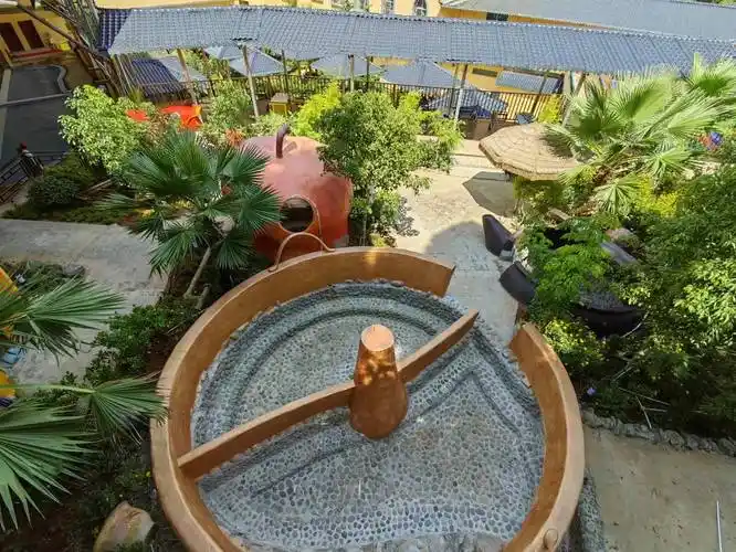 宜良泡温泉哪里好?兰福温泉还不错_小朋友_儿童_美景