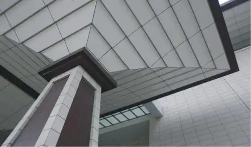 郑州工商银行门头银灰色铝单板 室内白色铝单板吊顶